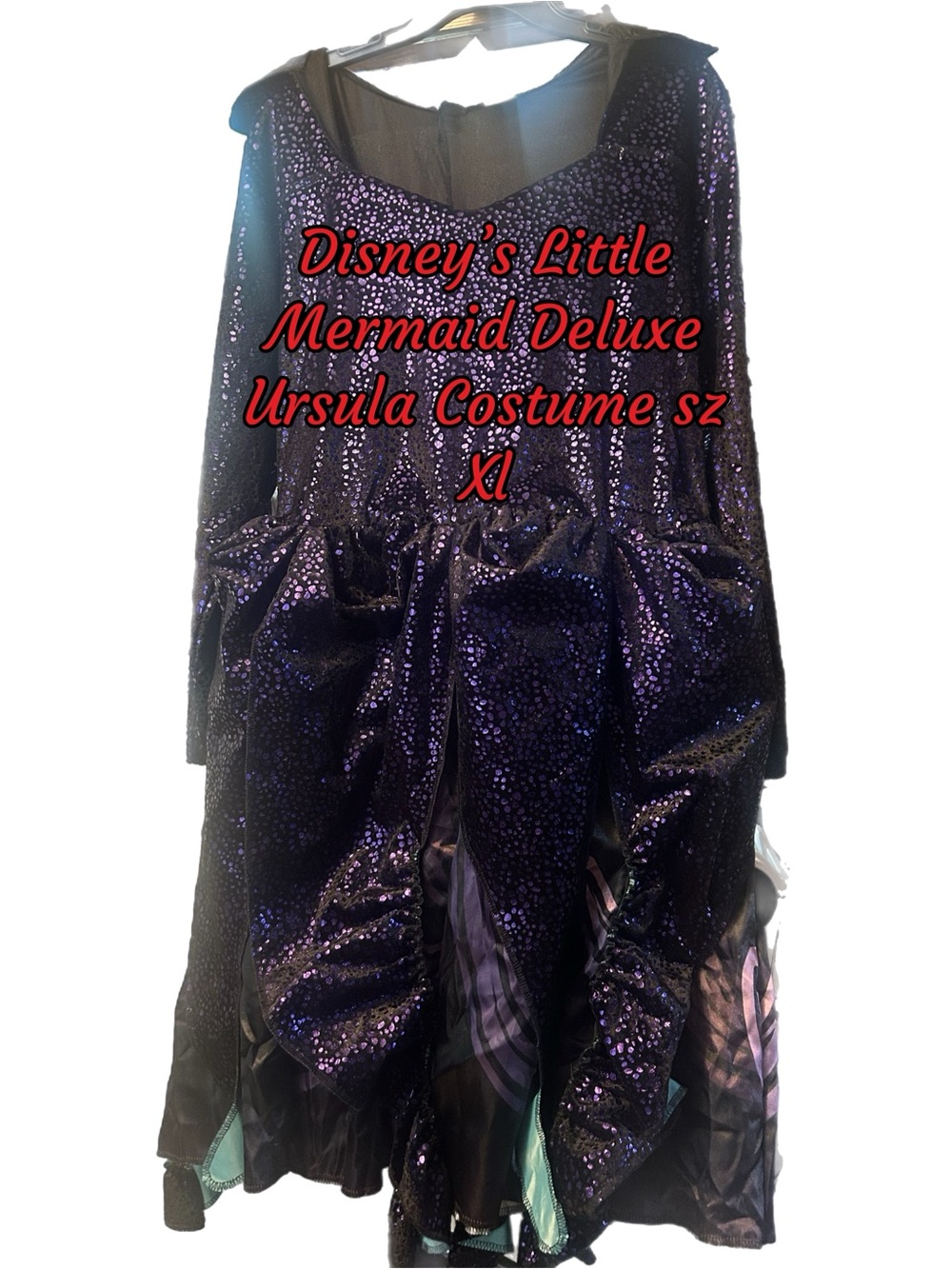 Like new- Disney Little Mermaid Deluxe Costume sz XL